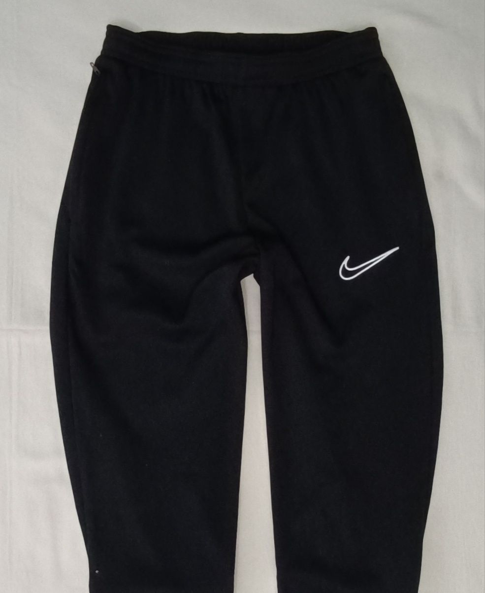 Nike DRI-FIT Strike Pants оригинално долнище ръст 147-158см Найк спорт