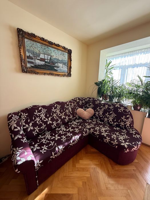 Colțar cu cutie de depozitare