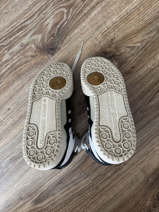 Vând Adidas Forum 84 HI W