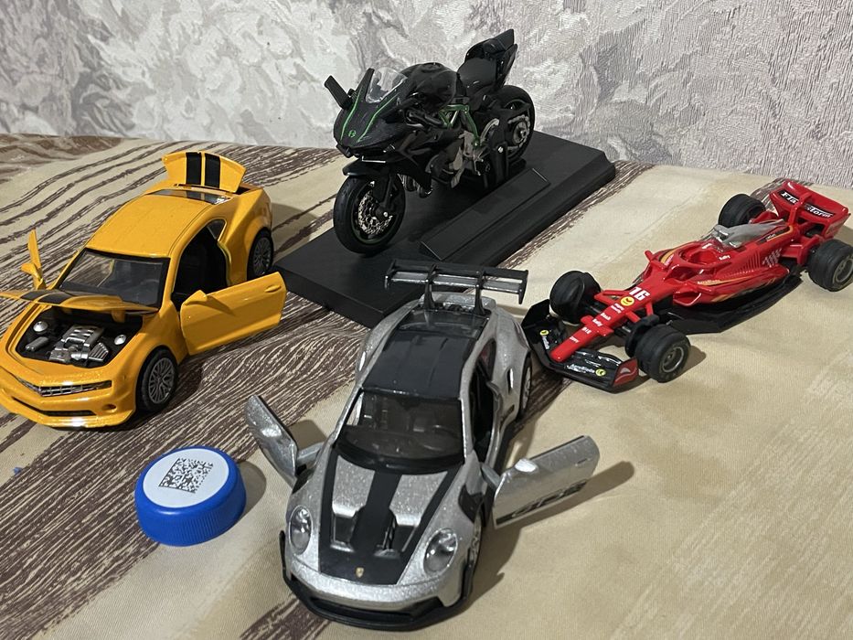 Продается Subaru чехол чехлы chexol chihol машины игрушка самолёт