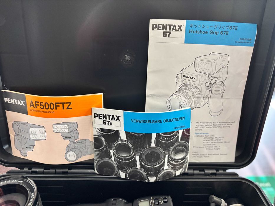 Set complet Pentax 67II – Analog Medium Format Camera Kit