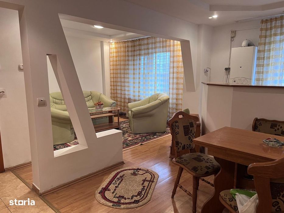 Apartament 2 camere, etaj 1 zona Decebal