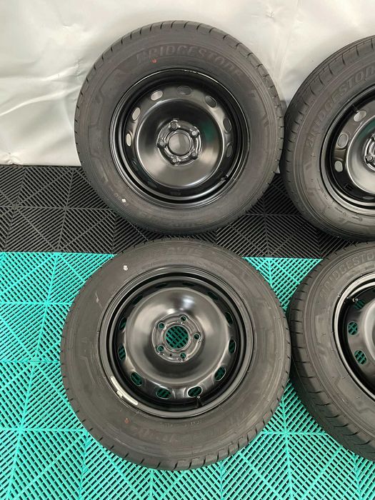 Set jante cu anvelope noi vara 205 65 r16c Renault Trafic Vivaro 2014+