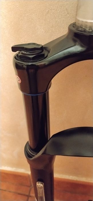 Furca aer  SR Suntour E45 Aion 15x100