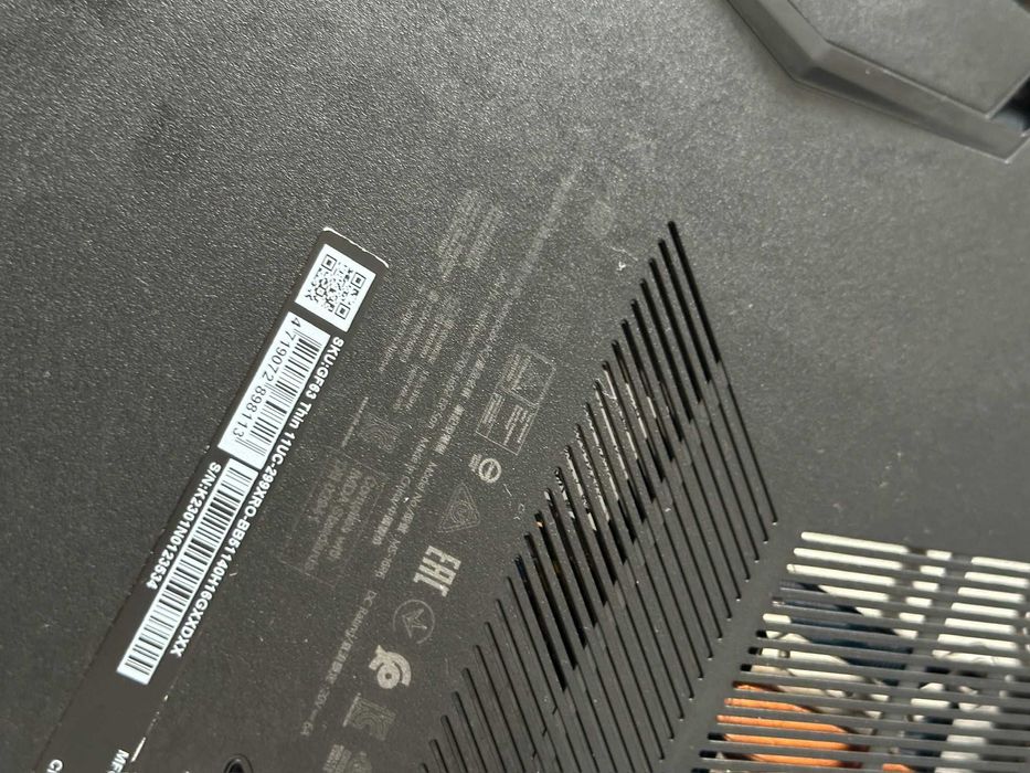MSI GF63 Thin 11UC i5 11400H + RTX 3050