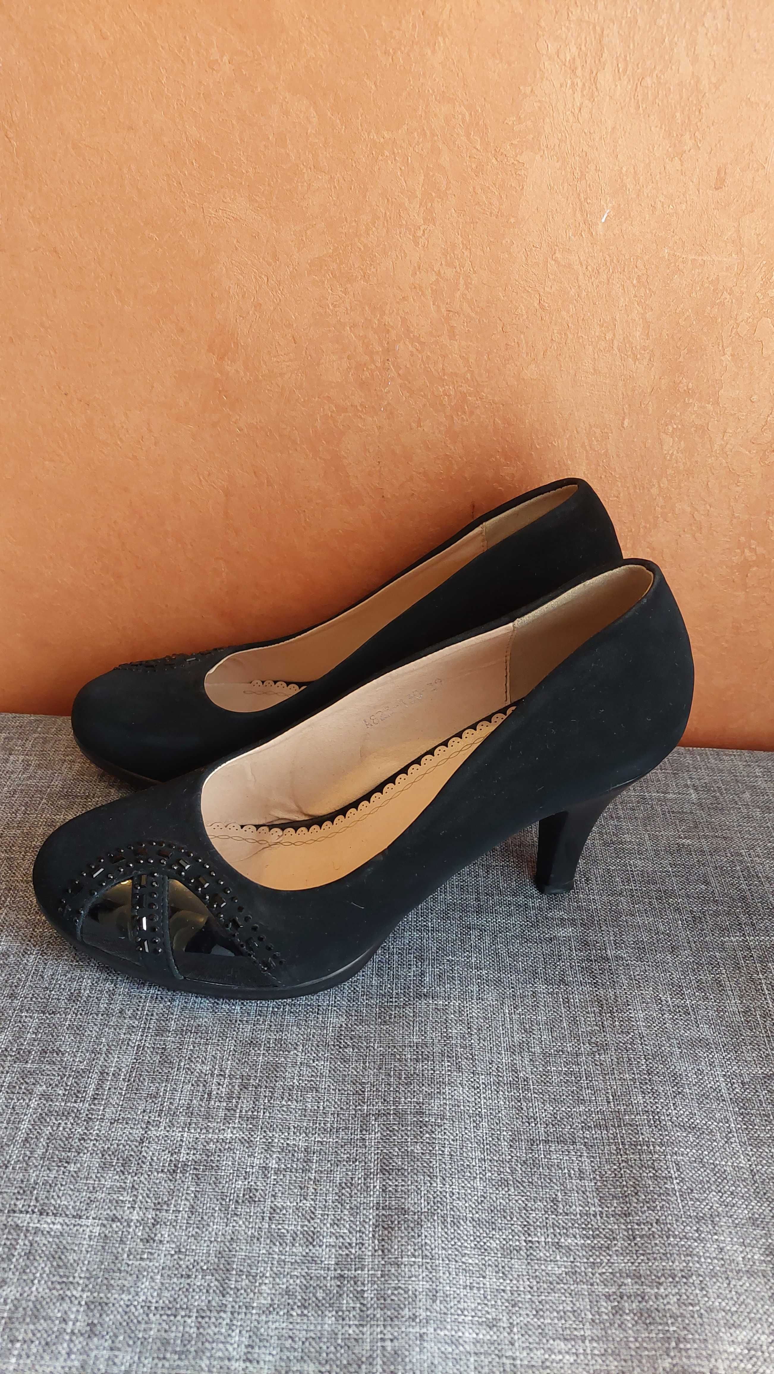 Pantofi damă negri Lumansi, mărime 39