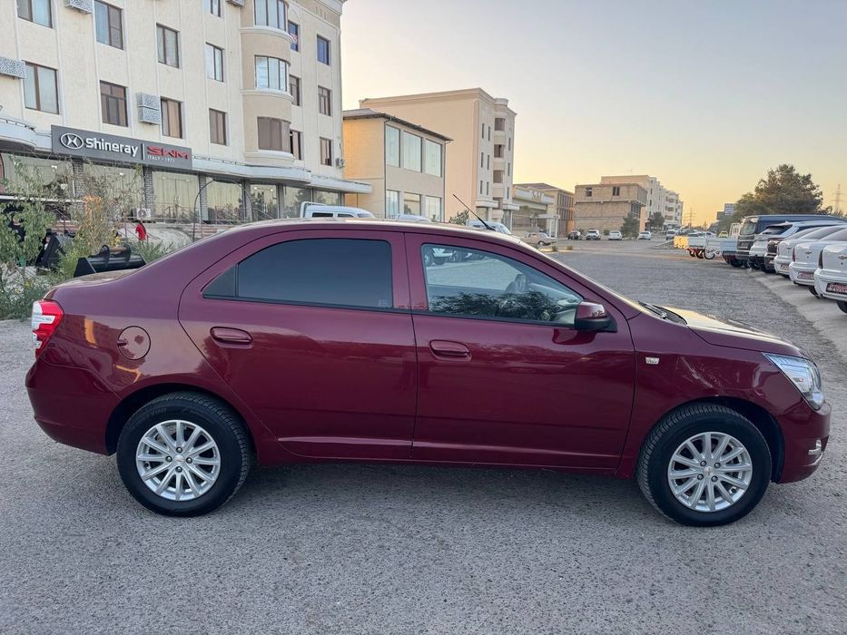 Кобальт автомат 2020 бардовый 10000$