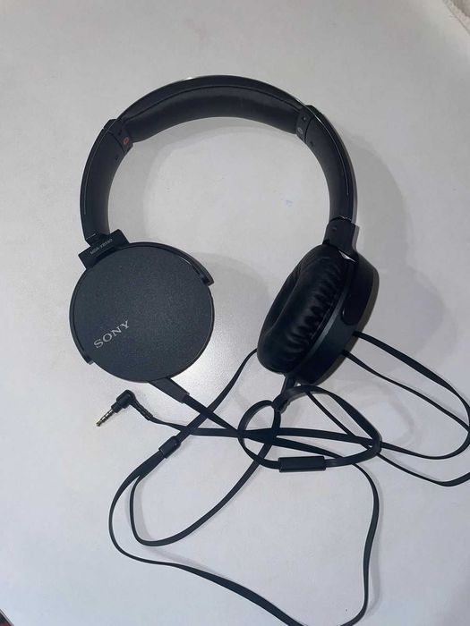 Продам наушники Sony