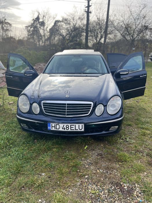 Vand mercedes Eclass 2.7D