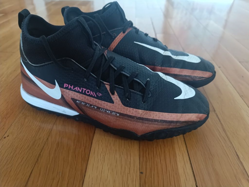Маратонки и стоножки Nike Adidas