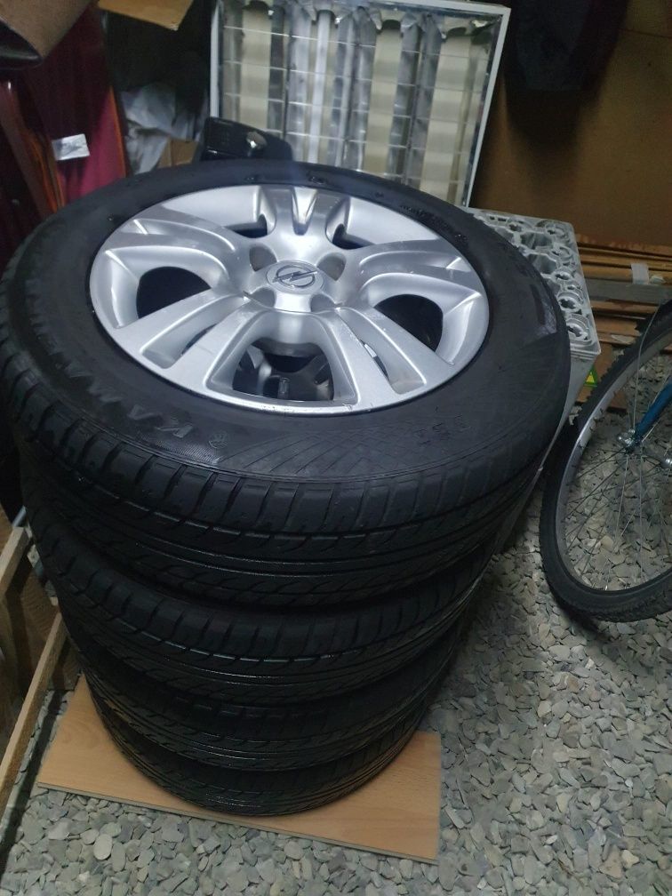 Jante aliaj originale Opel  pe 15 cu cauciucuri vară