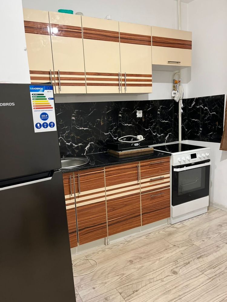 Плита и духовка отлично работает , 40 тысяч