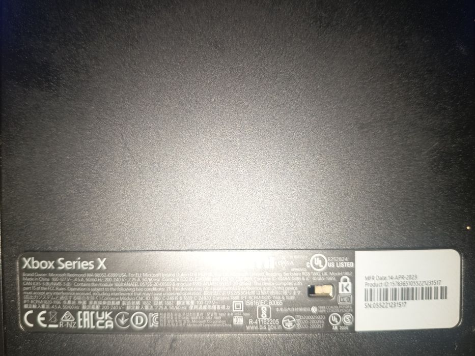 Xbox Series X 2023 garanție până în 2028