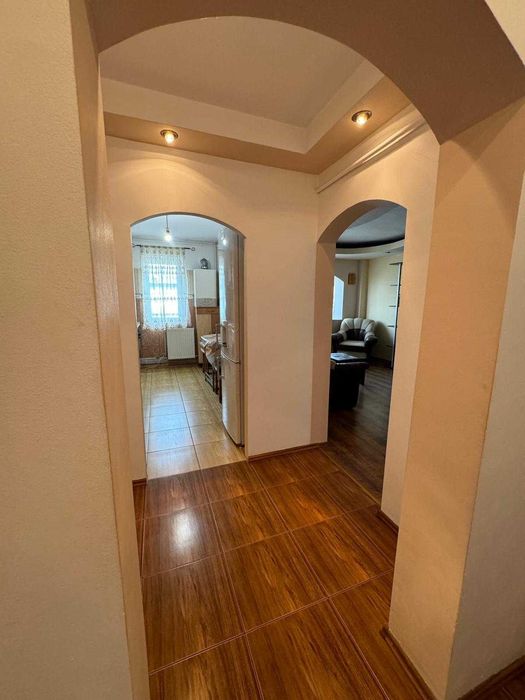 Apartament 2 camere de vanzare