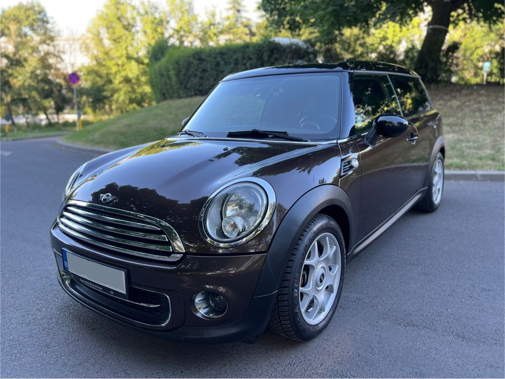 •Mini Cooper Clubman 2011 1.6i Euro 5•