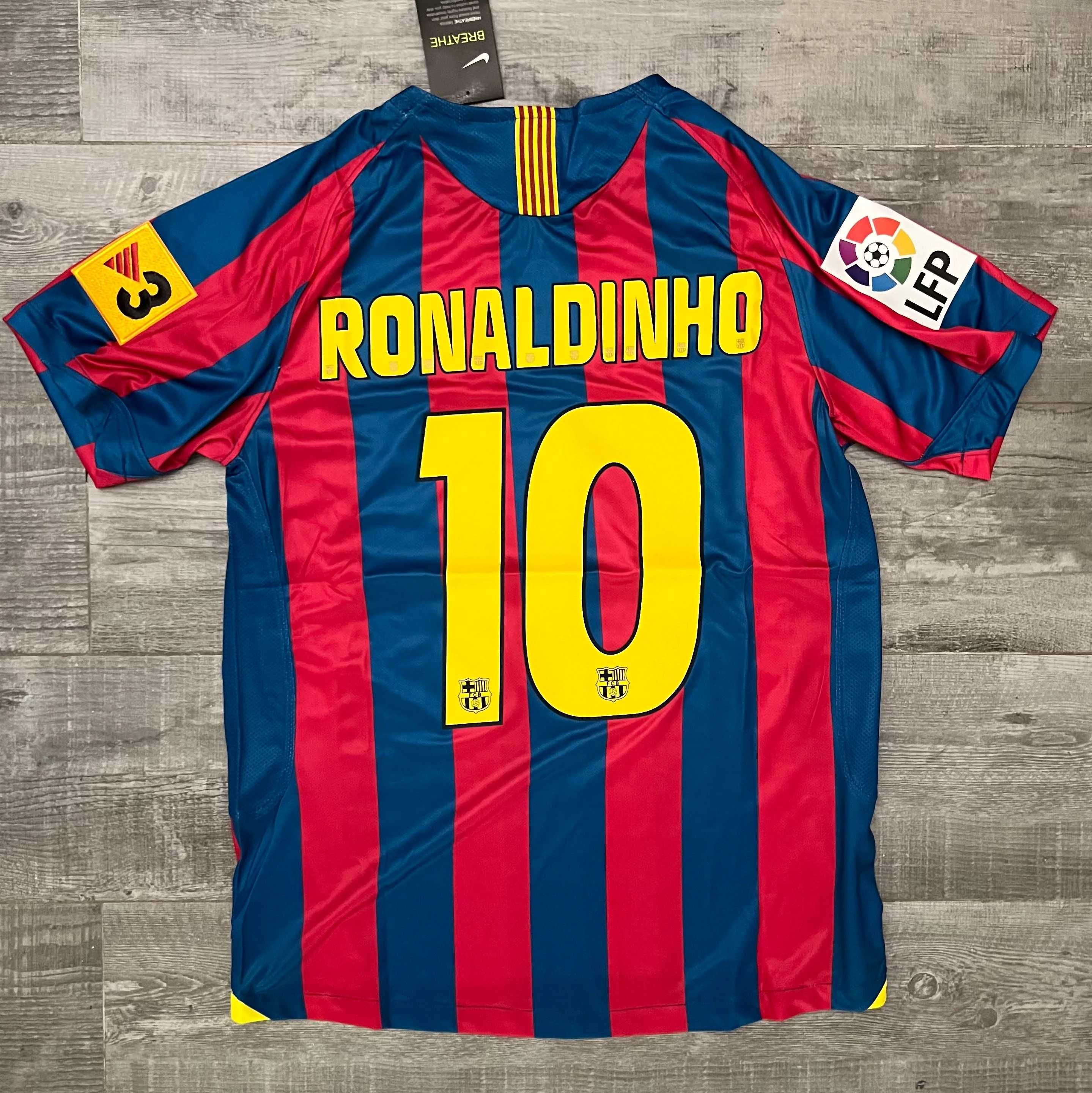 Tricou fotbal Barcelona 05/06 - Ronaldinho 10