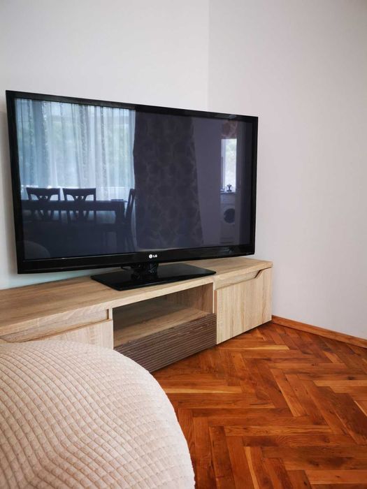 Дава се под наем Тристаен апартамент в Бургас, Лазур - 89 кв.м за 675 € - Снимка #2