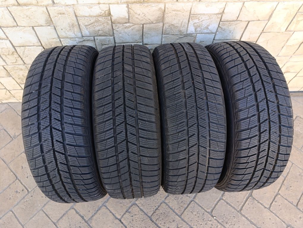 Зимни гуми BARUM 205/55/16 Polaris 5,dot 4023
