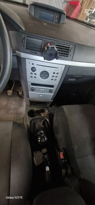 Опел мерива 1.7 цдти на части