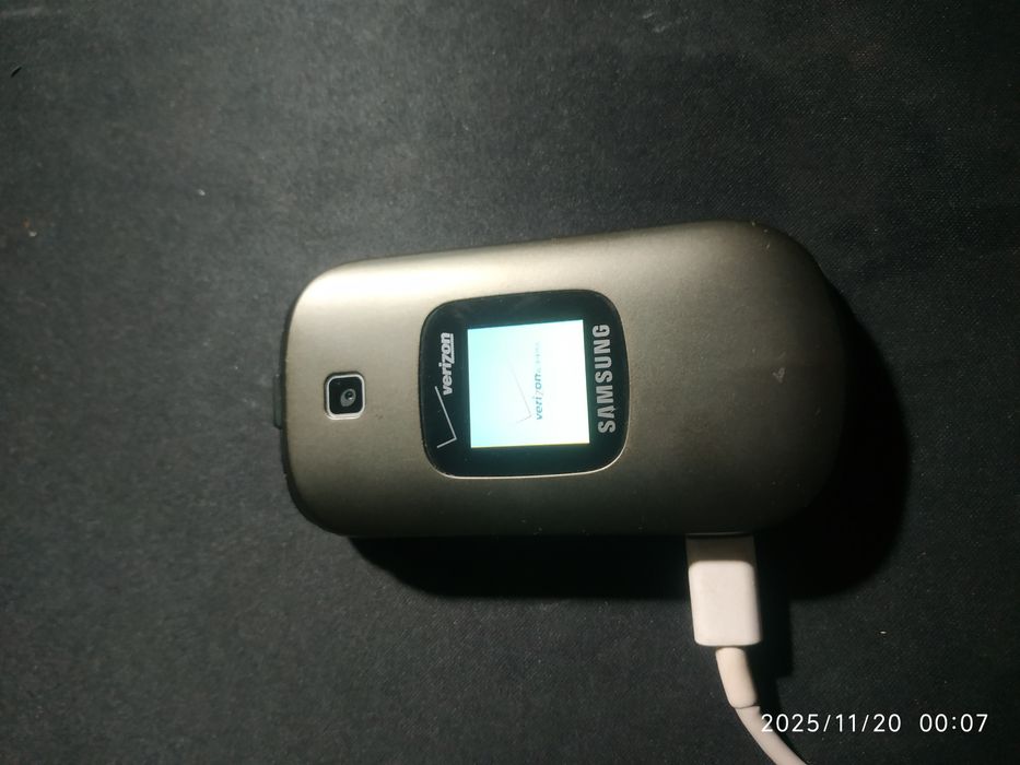 Samsung Version на запчасти, корпус в хорошем состоянии