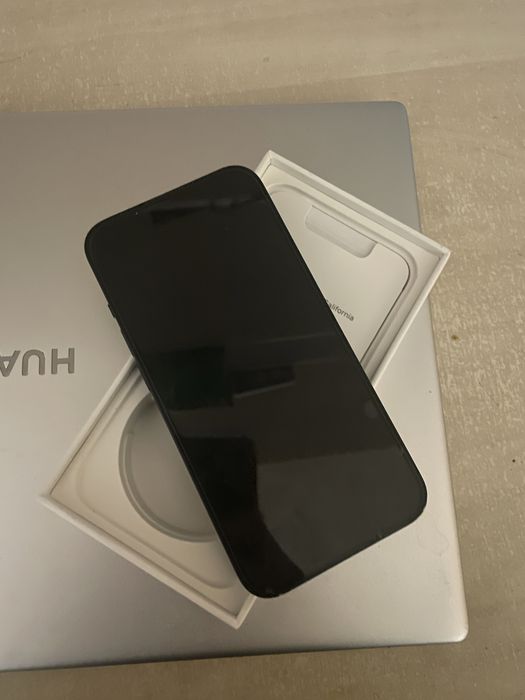 iPhone 13 128GB.  100% новый