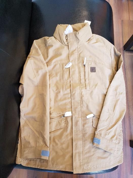 ново мъжко яке Fila XL , пролетно тънко яке