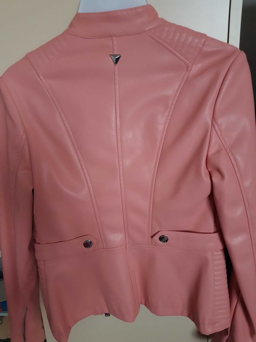 Geaca guess marimea xs