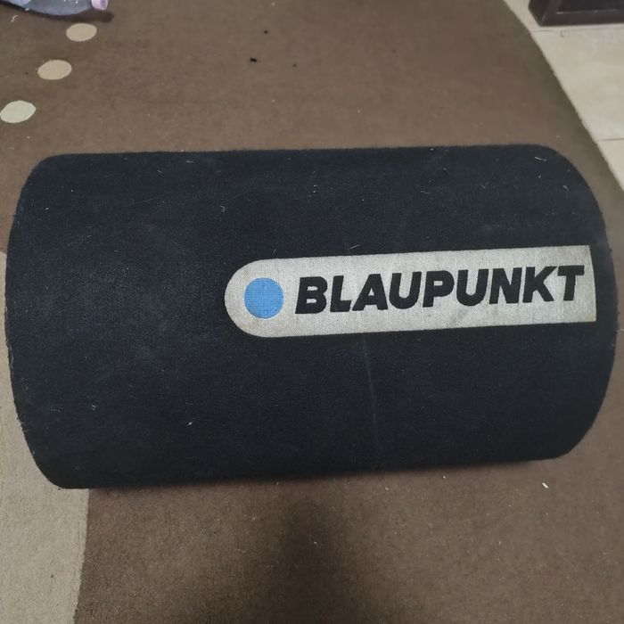 Vând tun de bass Blaupunkt