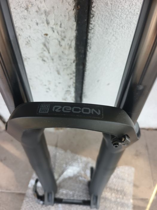 Вилка RockShox  RECON SILVER RL Remote Solo Air 27,5" 140мм.