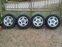 Летни гуми Nokian 255/55 R18 DOT 0722 с оригинални джанти Land Rover