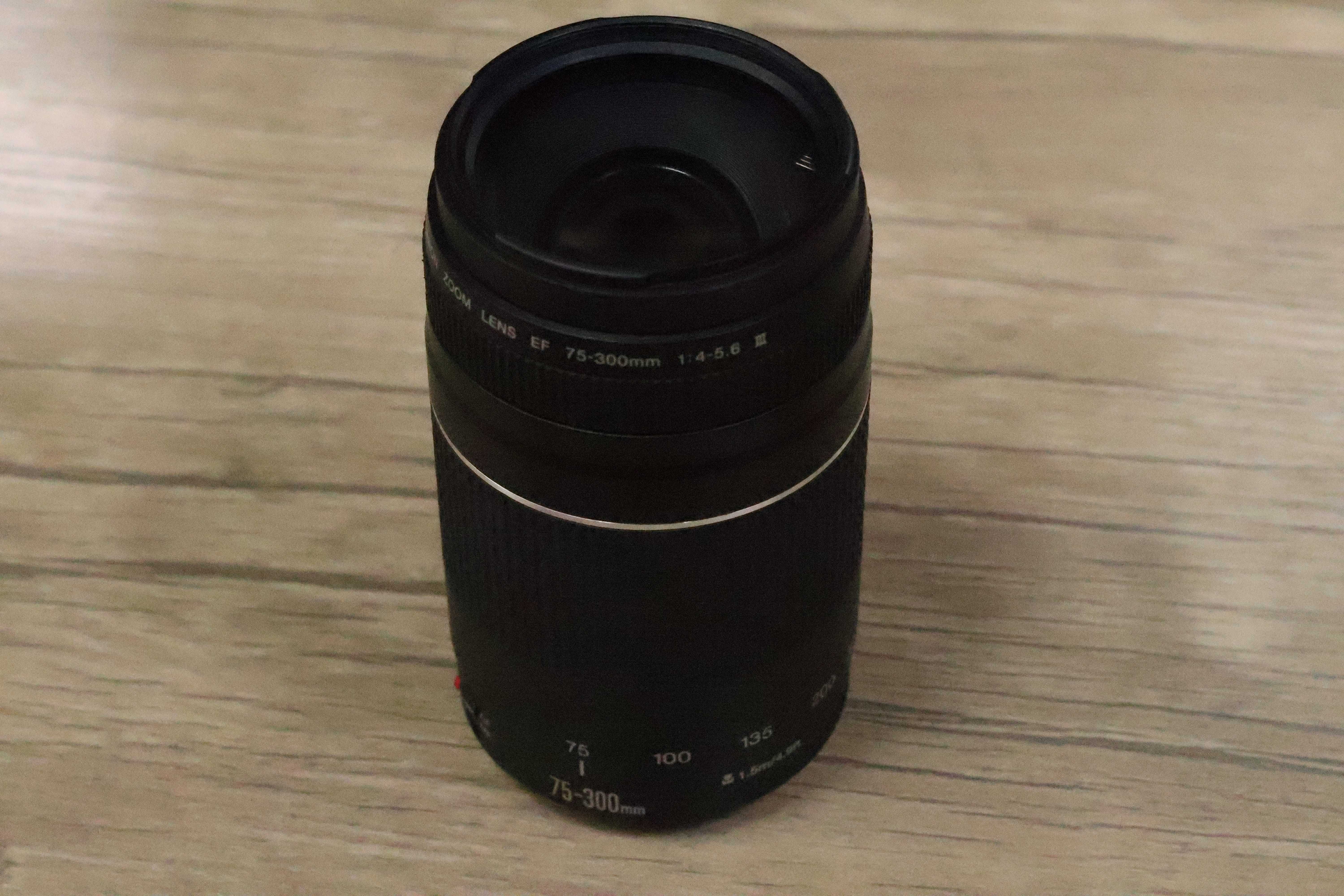 Объектив Canon EF 75-300mm f/4-5.6 III