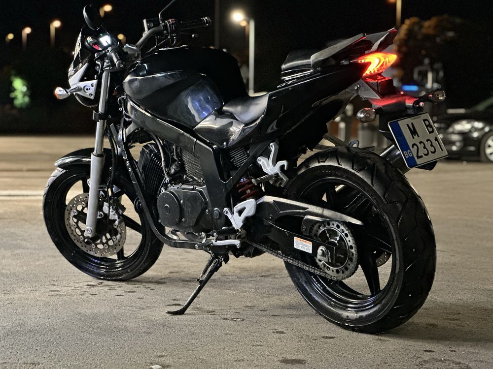 Hyosung gt 125cc 2013