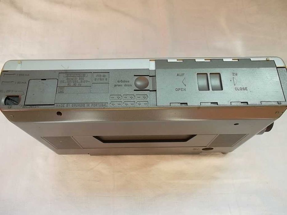 Radio portabil vechi