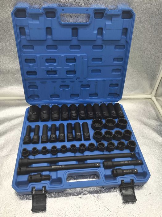 Set chei tubulare Hitman ranforsate, 12 colturi, finisaj negru–349 lei