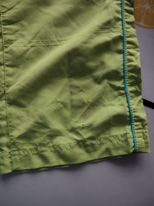 Одежда с дефектом