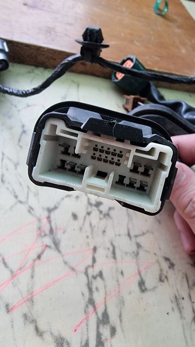 G37 седан door wire harness