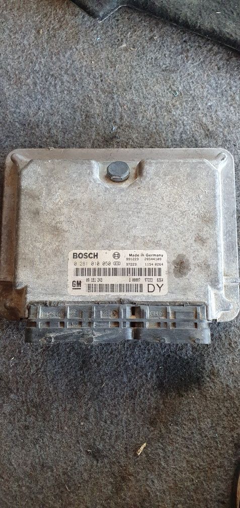 Calculator motor ECU Opel astra 2.0 DTH