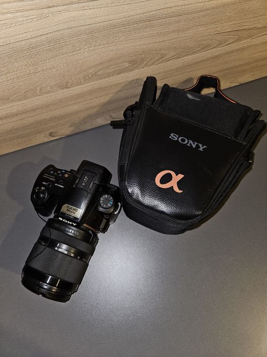 Фотоаппарат sony a 35 с объективом 18-135