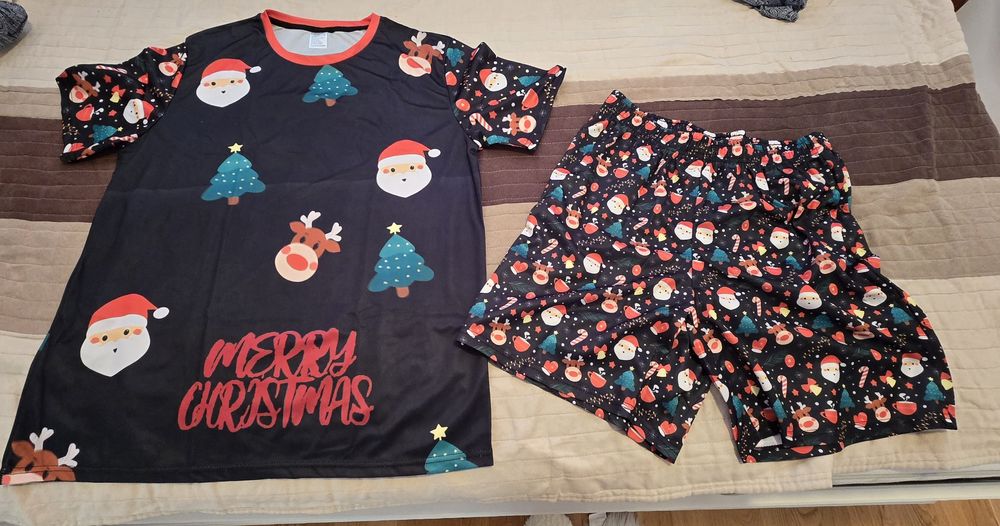 Set pijamale Crăciun damă/bărbați mărime S (damă) și L (bărbați)
