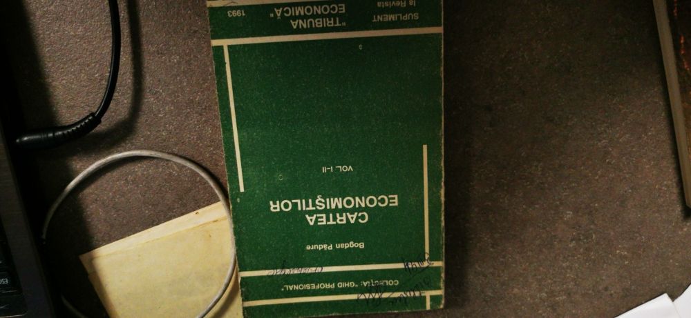 Cartea Economistilor –Bogdan Padure – Tribuna EConomica 1993