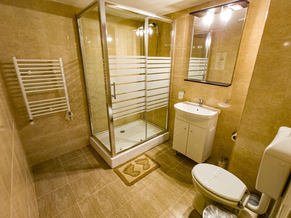 Vânzare  Afacere  Pensiune cu restaurant in Bran _Moieciu Brașov