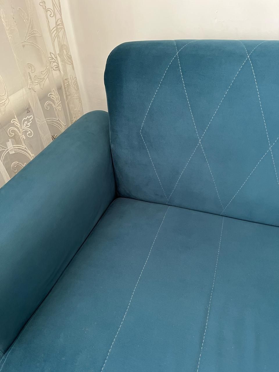 Диван в хорошем состояние