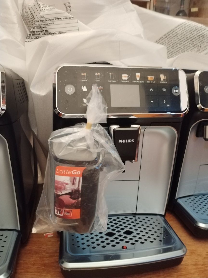 Espressor Philips. Seria 5400 Avem disponibil seria 5500