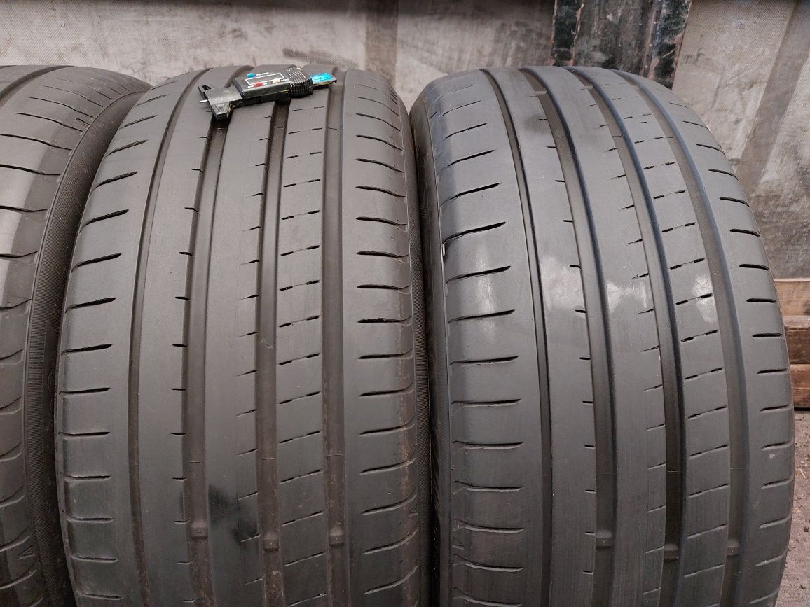 Set anvelope 275/40 R20 cu 245/45 R20 Yokohama