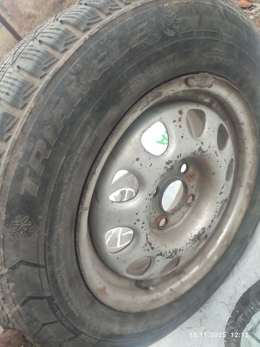 Продается 1 зимняя шина Triangle, без диска