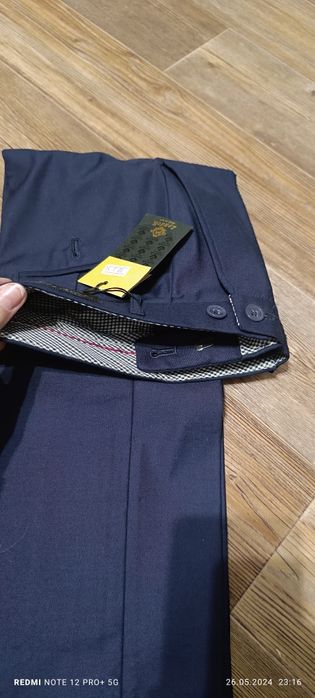 Новые школьные брюки