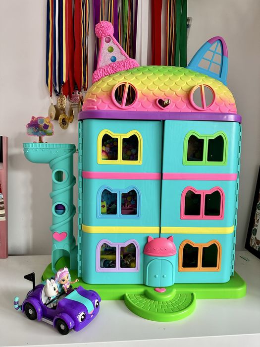Gabby Dollhouse - Rainbow Limited Edition