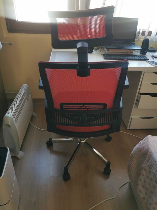 Офис-стол почти нов