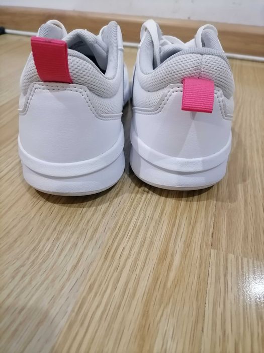 Дамски маратонки адидас