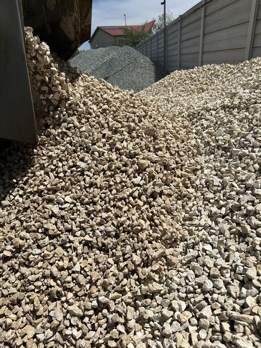 Nisip, piatra concasata, piatra decorativa, frezat de asfalt